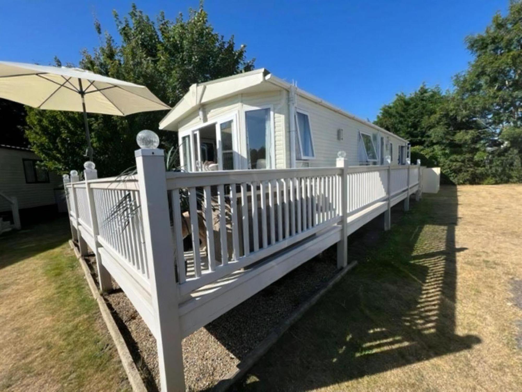 فندق 6 Berth Caravan With Decking At Cherry Tree Park In Norfolk Ref 70014G غريت يورماوث المظهر الخارجي الصورة