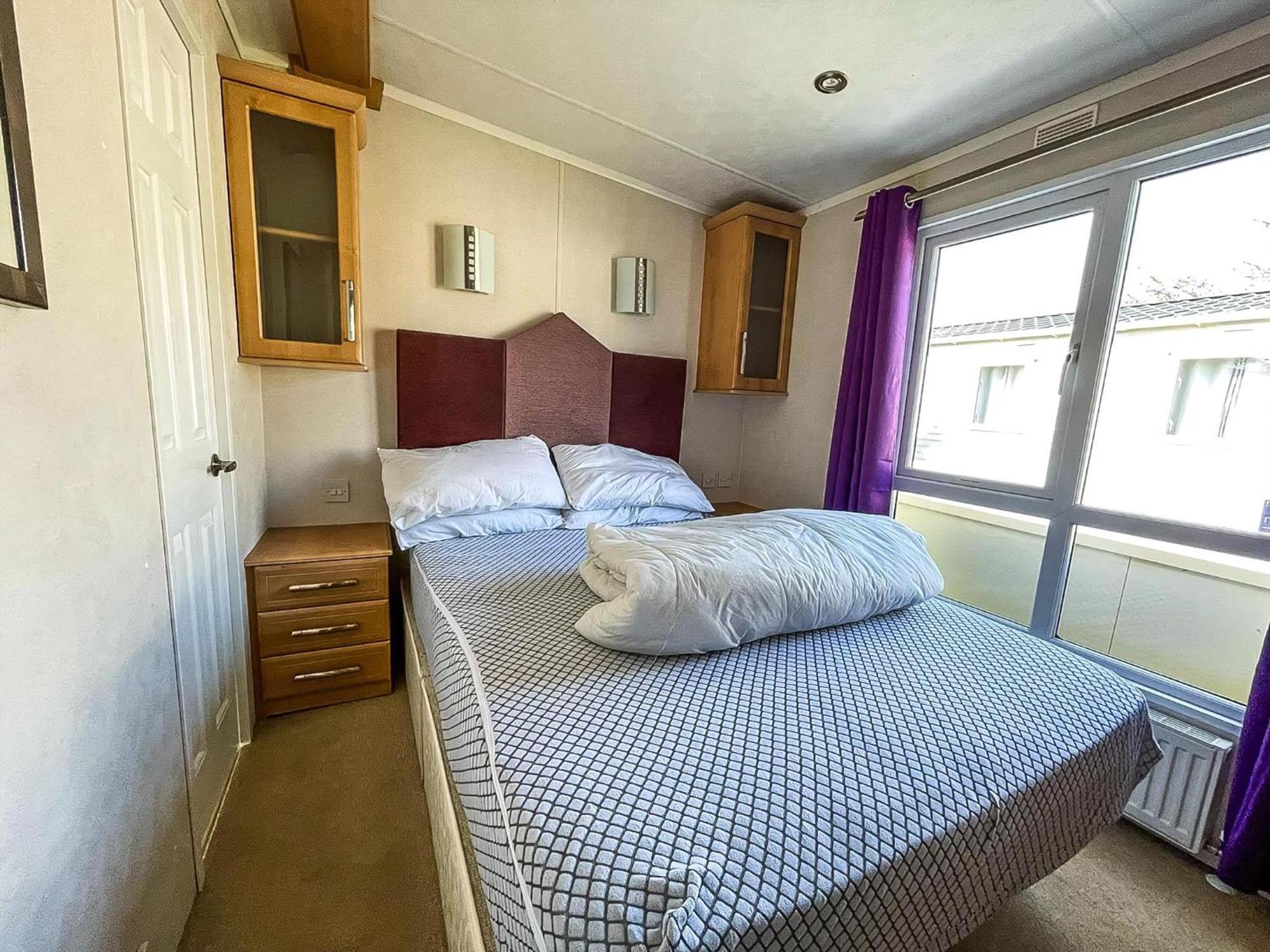 فندق 6 Berth Caravan With Decking At Cherry Tree Park In Norfolk Ref 70014G غريت يورماوث المظهر الخارجي الصورة